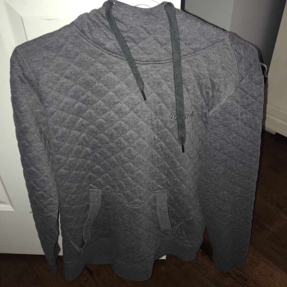 Quilted Marmot sweatshirt- medium